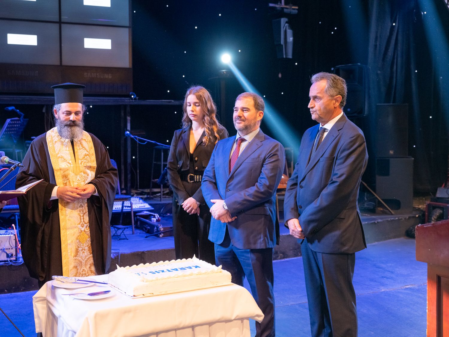 Όμιλος Καράτζη