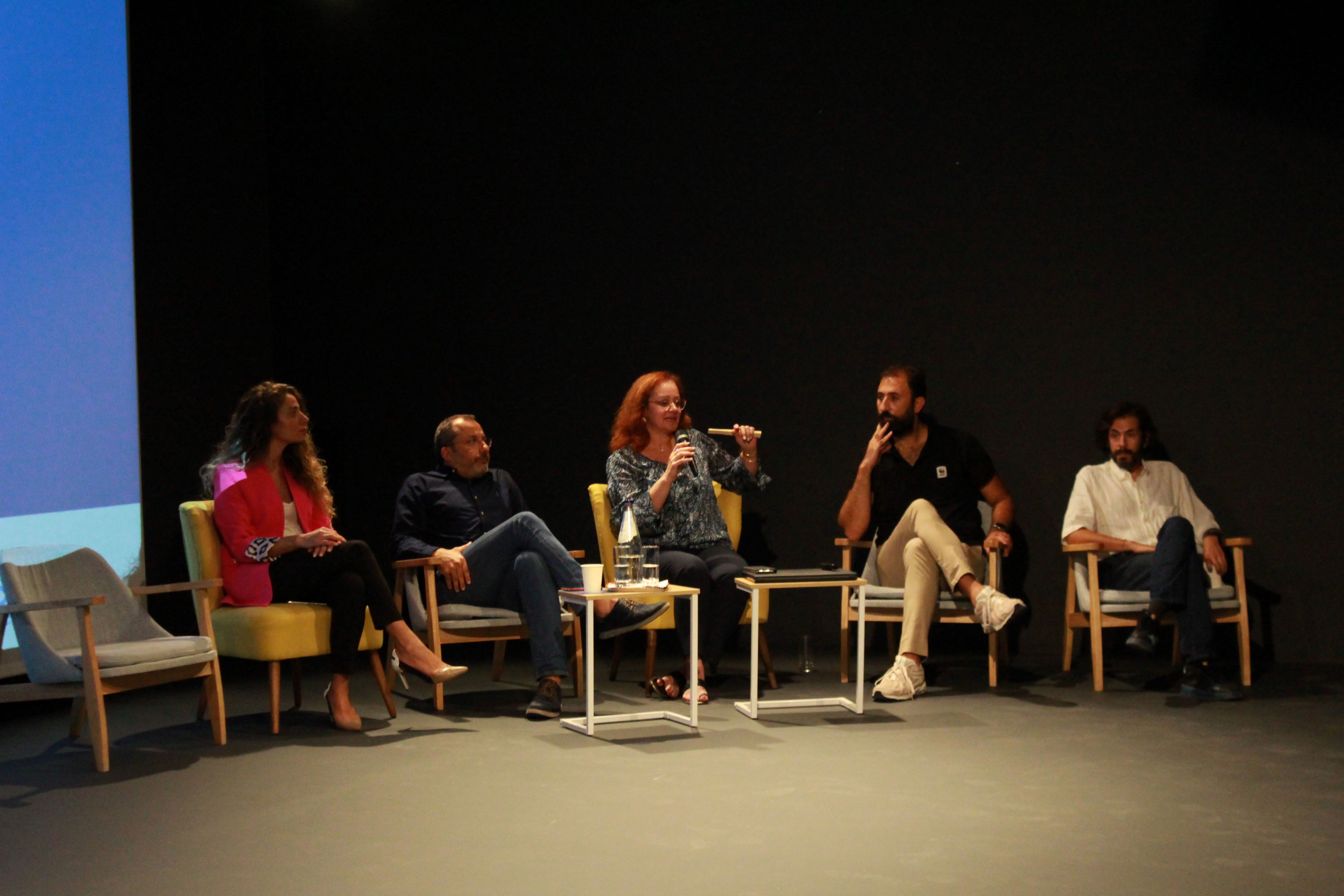 επιστήμονες