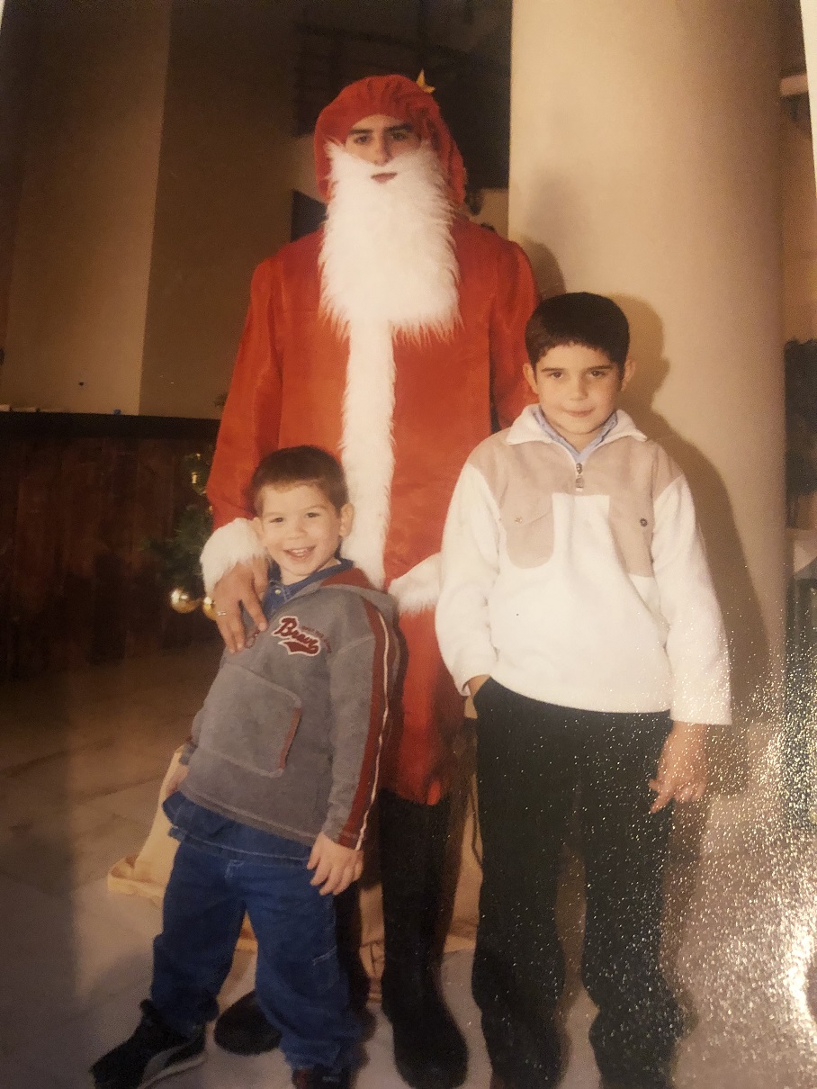 άγγελος αδέρφια