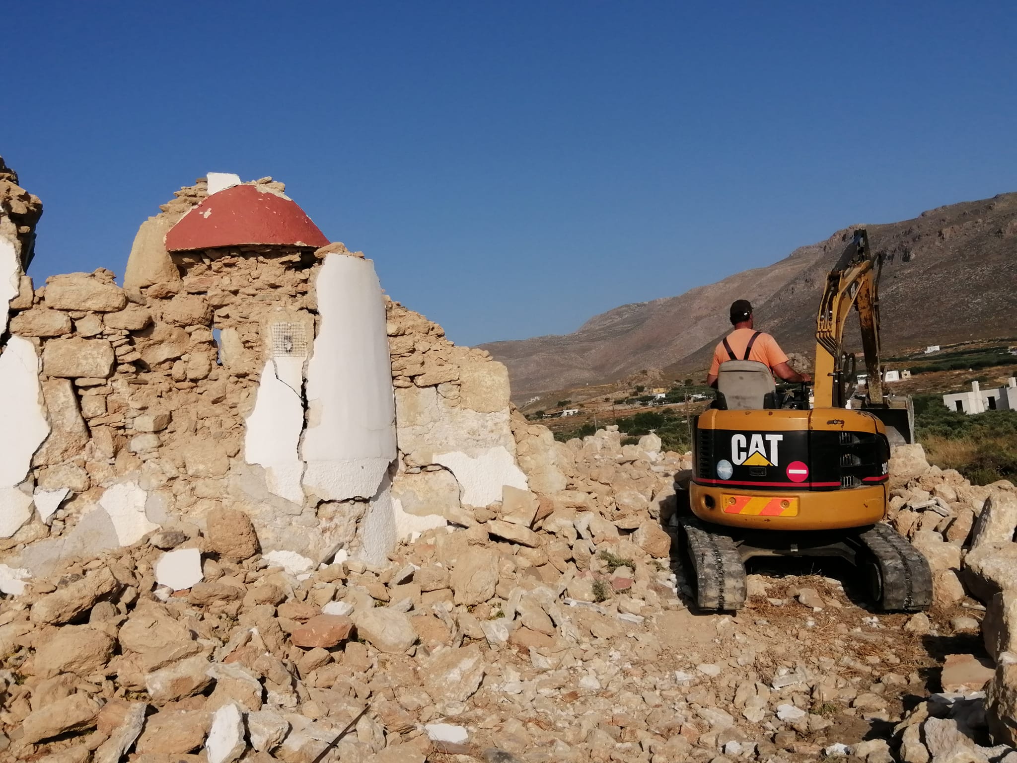 εκκλησάκι, αγιος νικολαος,Ξηροκαμπος, σεισμός