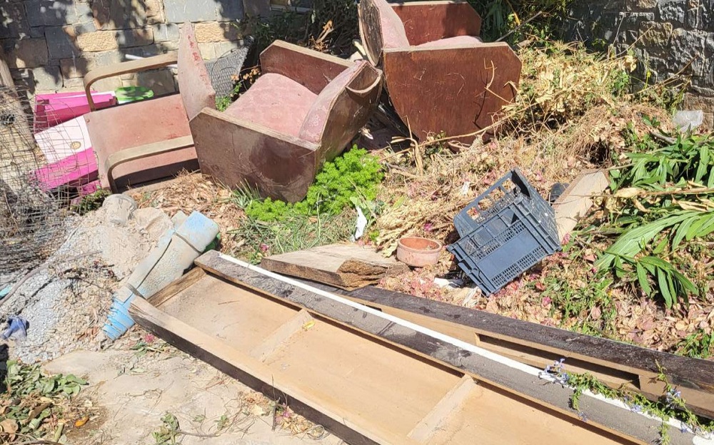 Άγιος Ιωάννης σκουπίδια