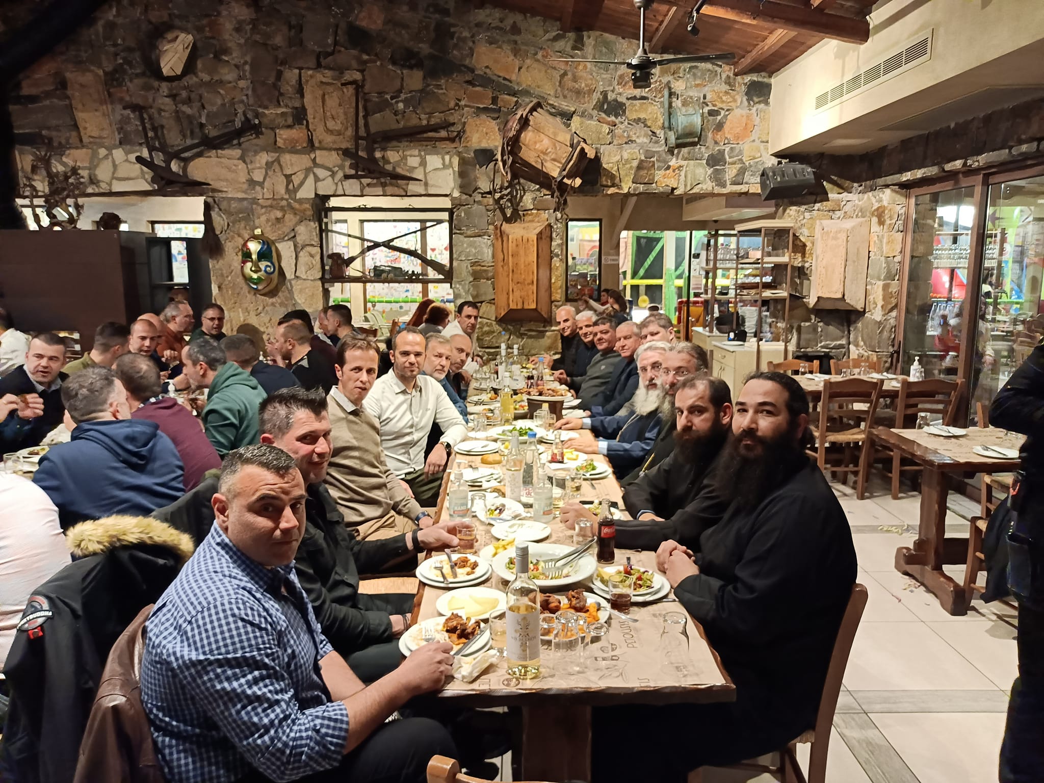 Άμεση Δράση κοπή πίτας