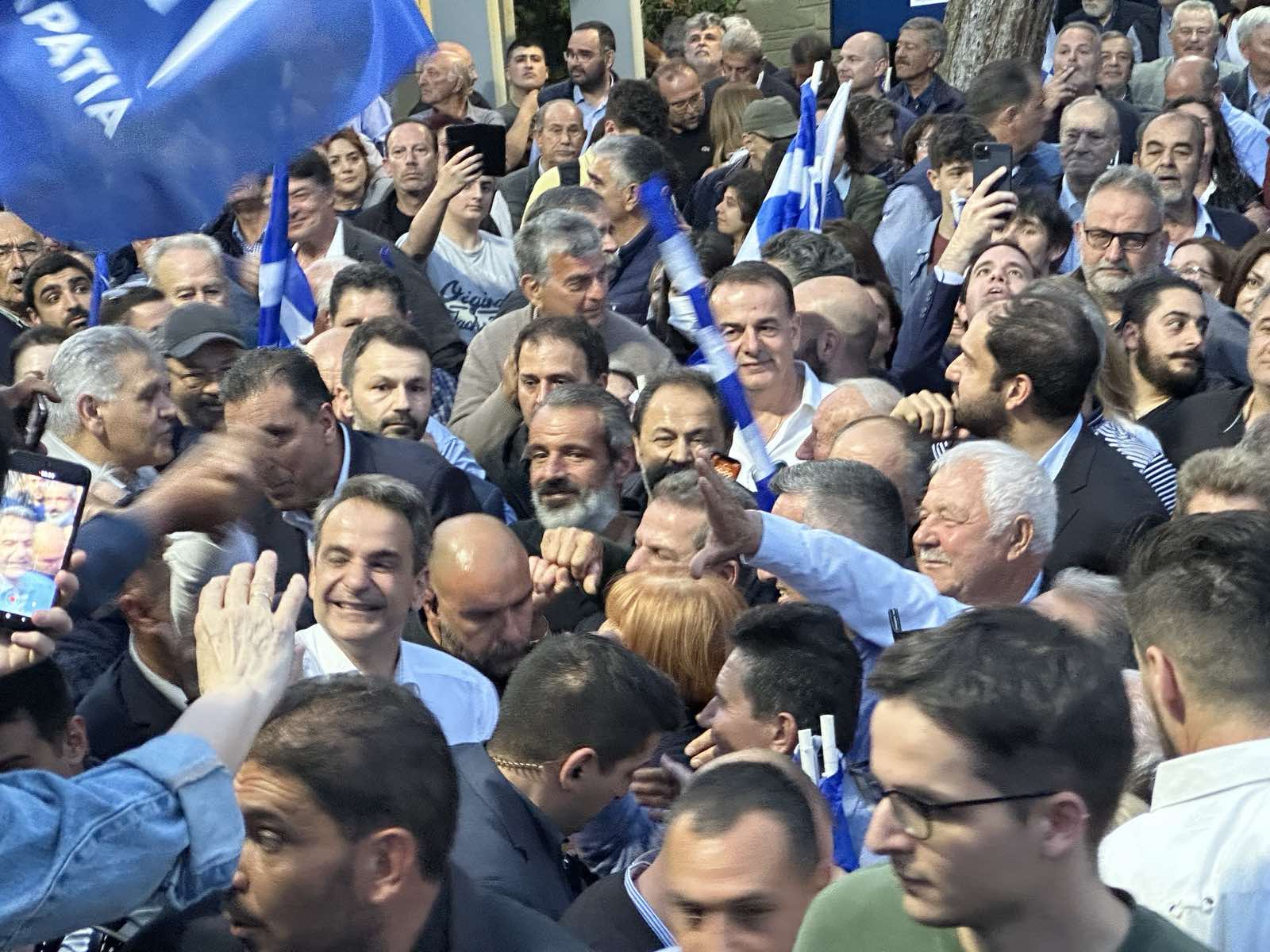 αποχώρηση Μητσοτάκη