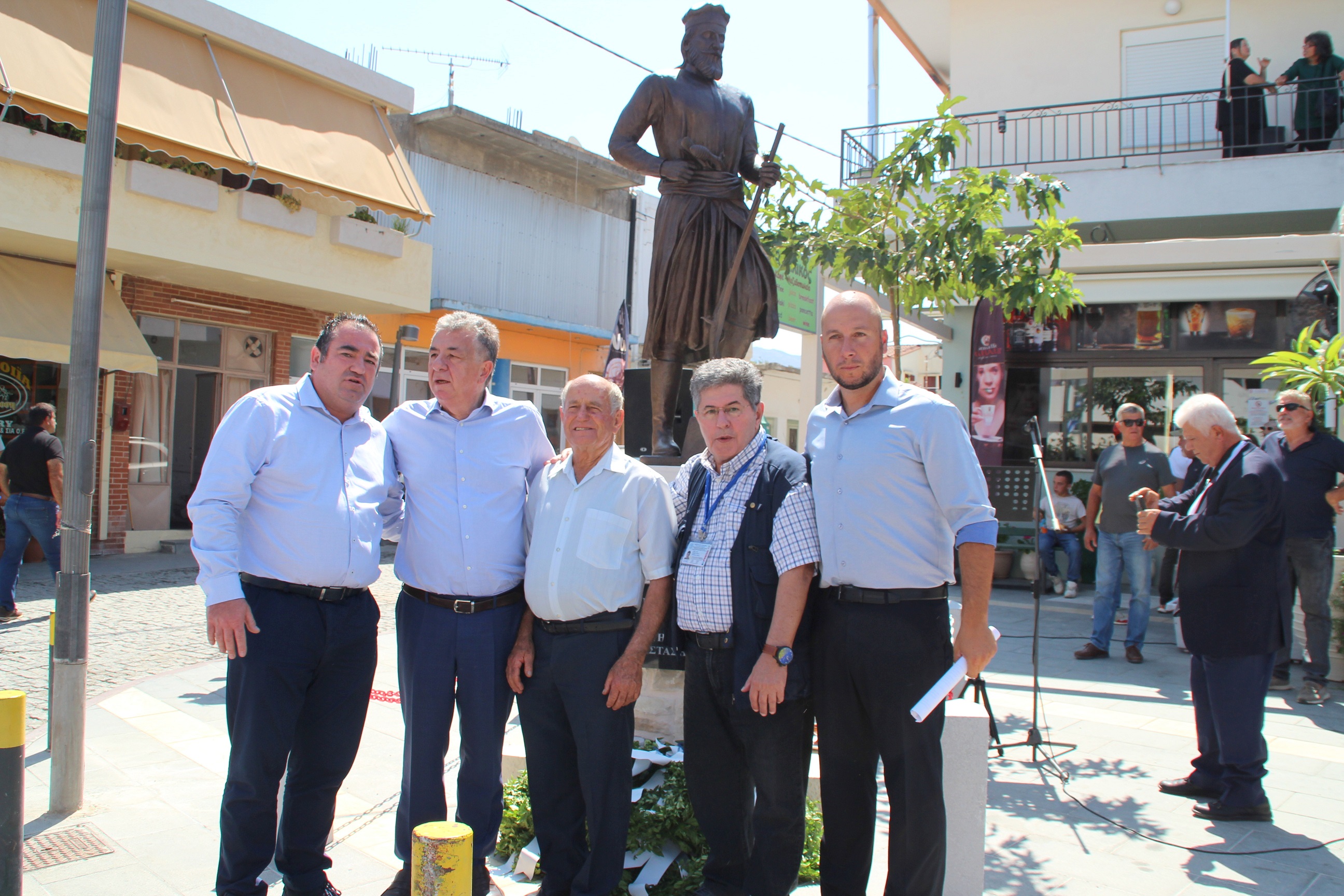 ΕΚΔΗΛΩΣΗ « ΤΙΜΗΣ & ΔΟΞΑΣ» ΤΑ ΑΠΟΚΑΛΥΠΤΗΡΙΑ του ΑΓΑΛΜΑΤΟΣ ΤΟΥ «ΞΩΠΑΤΕΡΑ» ΣΤΟ ΠΕΤΡΟΚΕΦΑΛΙ ΗΡΑΚΛΕΙΟΥ 