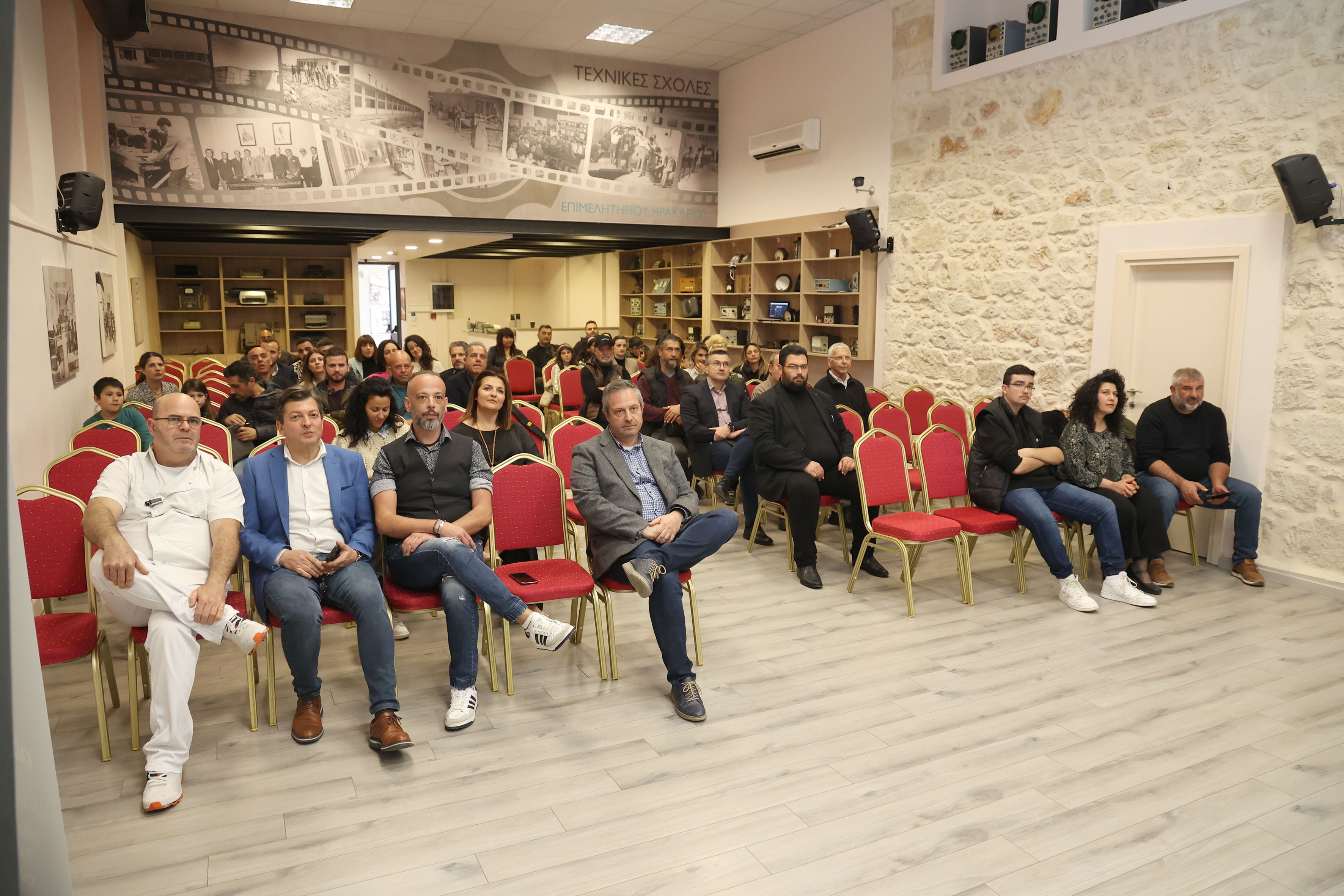 Απονομή πτυχίων Σχολών: Αρτοποιίας Κρήτης & Επαγγελματία Πιτσαδόρου 