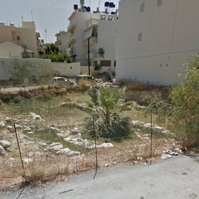 "Αν θες να μάθεις την ιστορία μιας πόλης, ακόλουθα τους κάδους της"