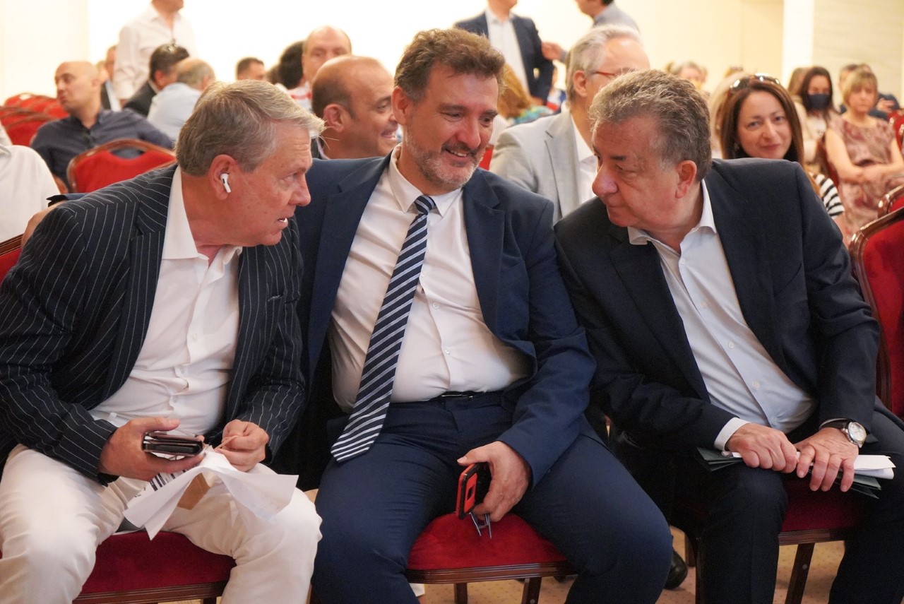 Αρναουτάκης Κοτσώγλου