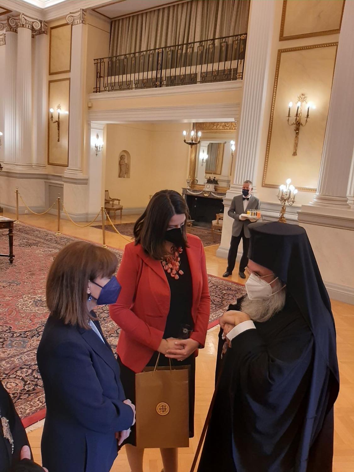 Αρχιεπίσκοπος Κρήτης Πρόεδρος Δημοκρατίας