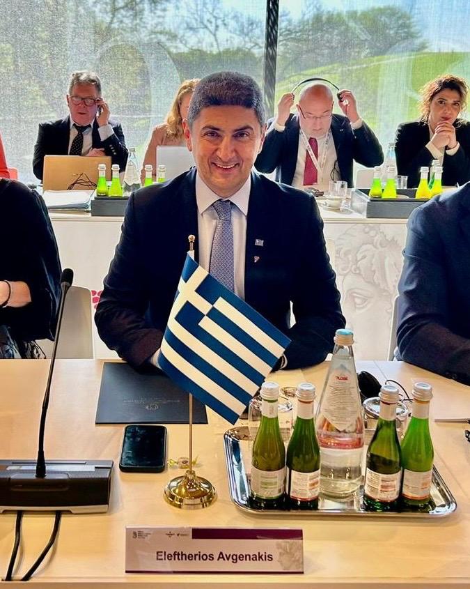 Αυγενάκης Ιταλία