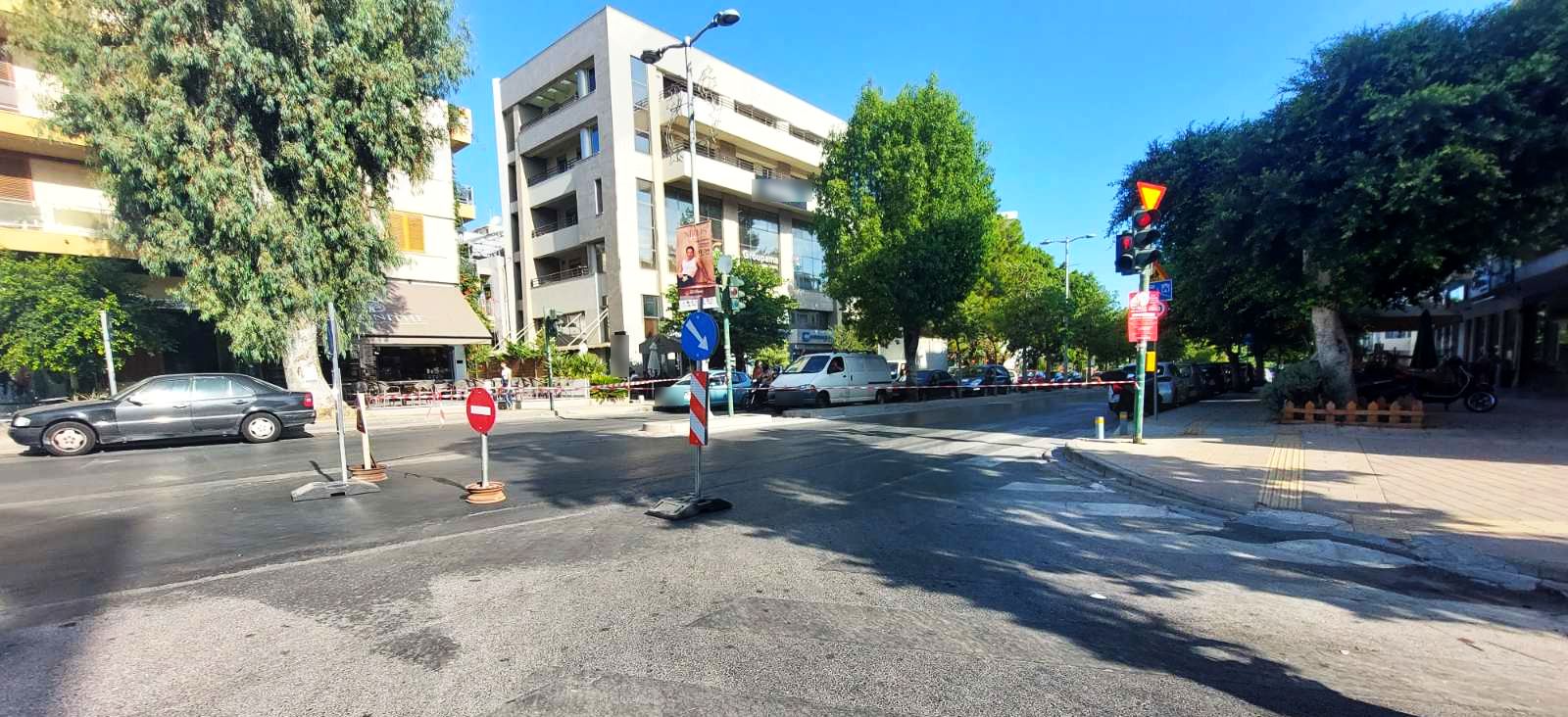 dimokratias kleisti3