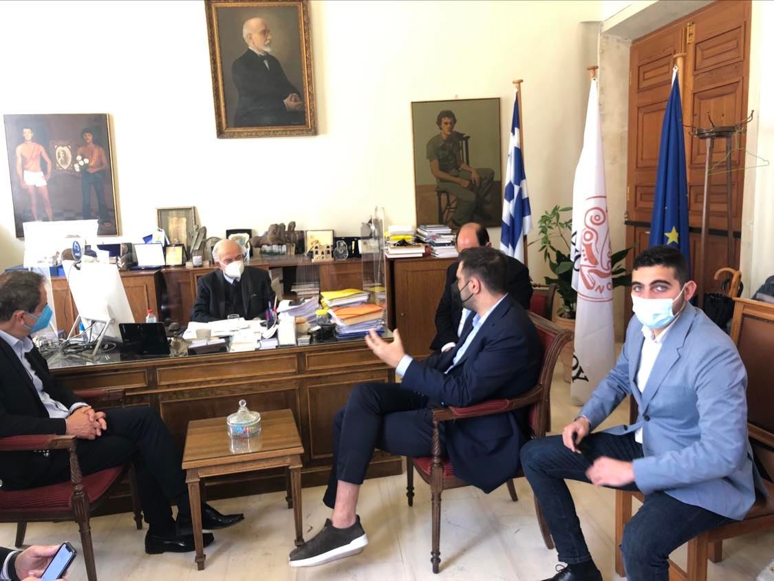 Λαμπρινός Νέα Δημοκρατία