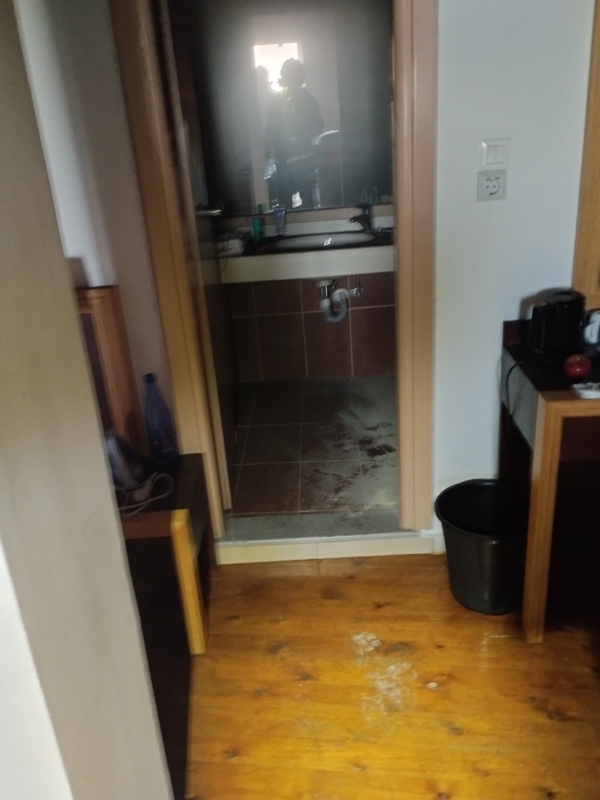 φωτιά δωμάτιου ξενοδοχείου