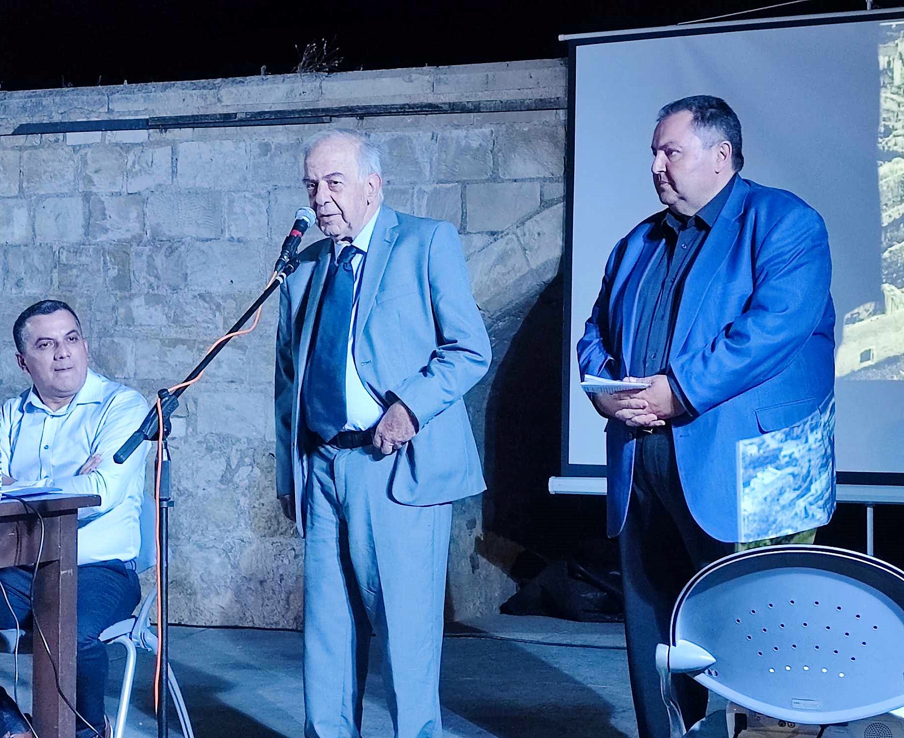 Έκθεση Βιάννος