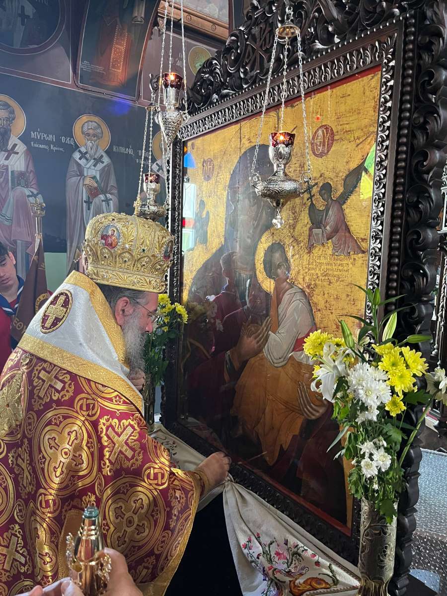 «Ενθρονίστηκε» η Ιερά Εικόνα της Κεράς του Ρεθέμνους