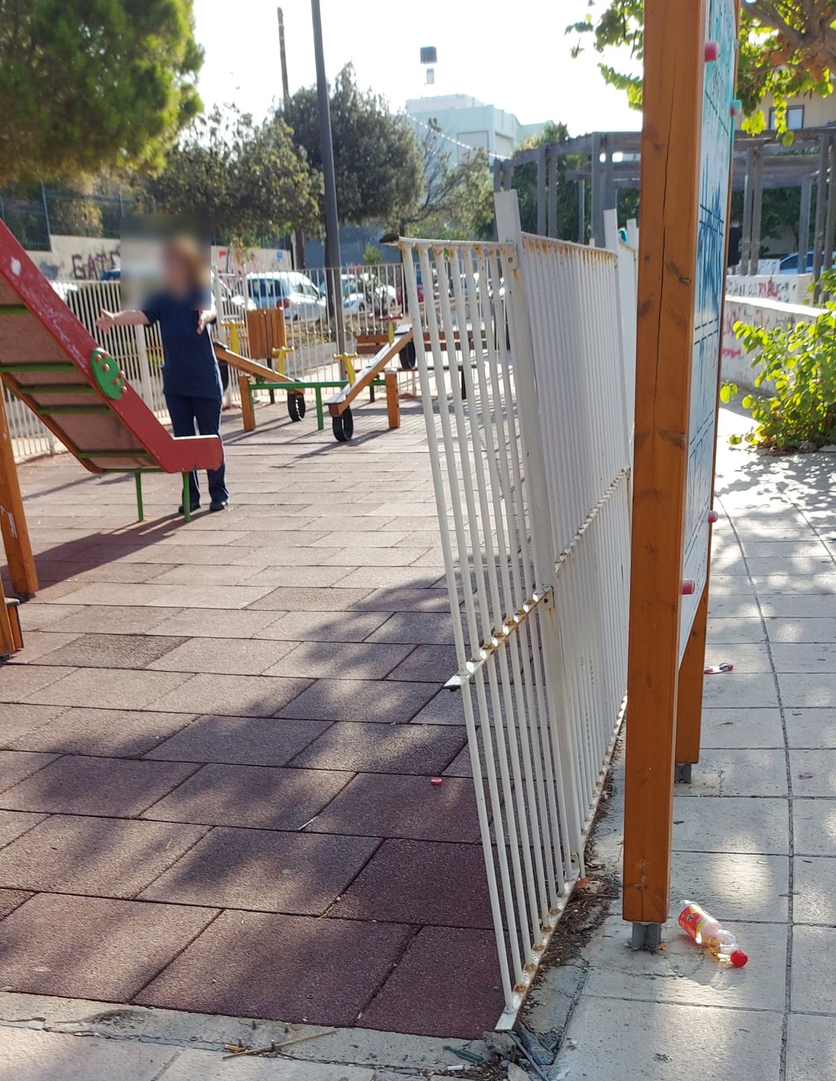 epikindyni paidiki xara 4