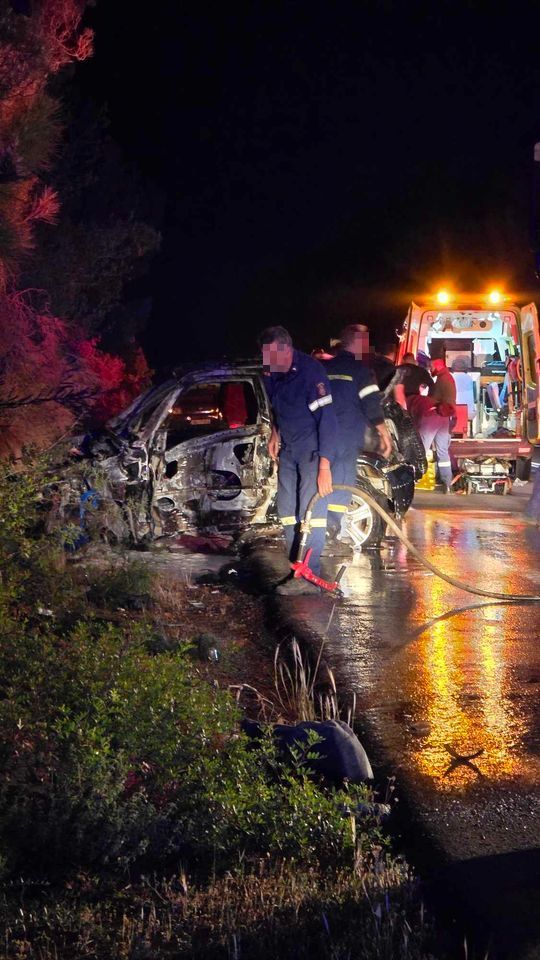 φωτιά ναύσταθμος Αυτοκίνητο Χανιά