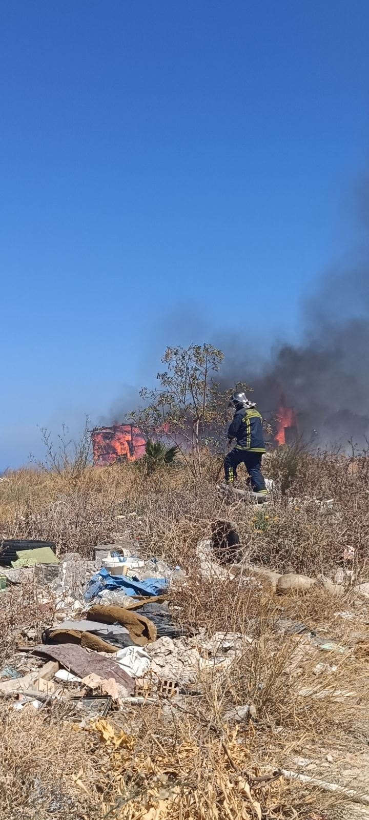 Κάηκε ολοσχερώς το παράπηγμα στον καταυλισμό των Ρομά 