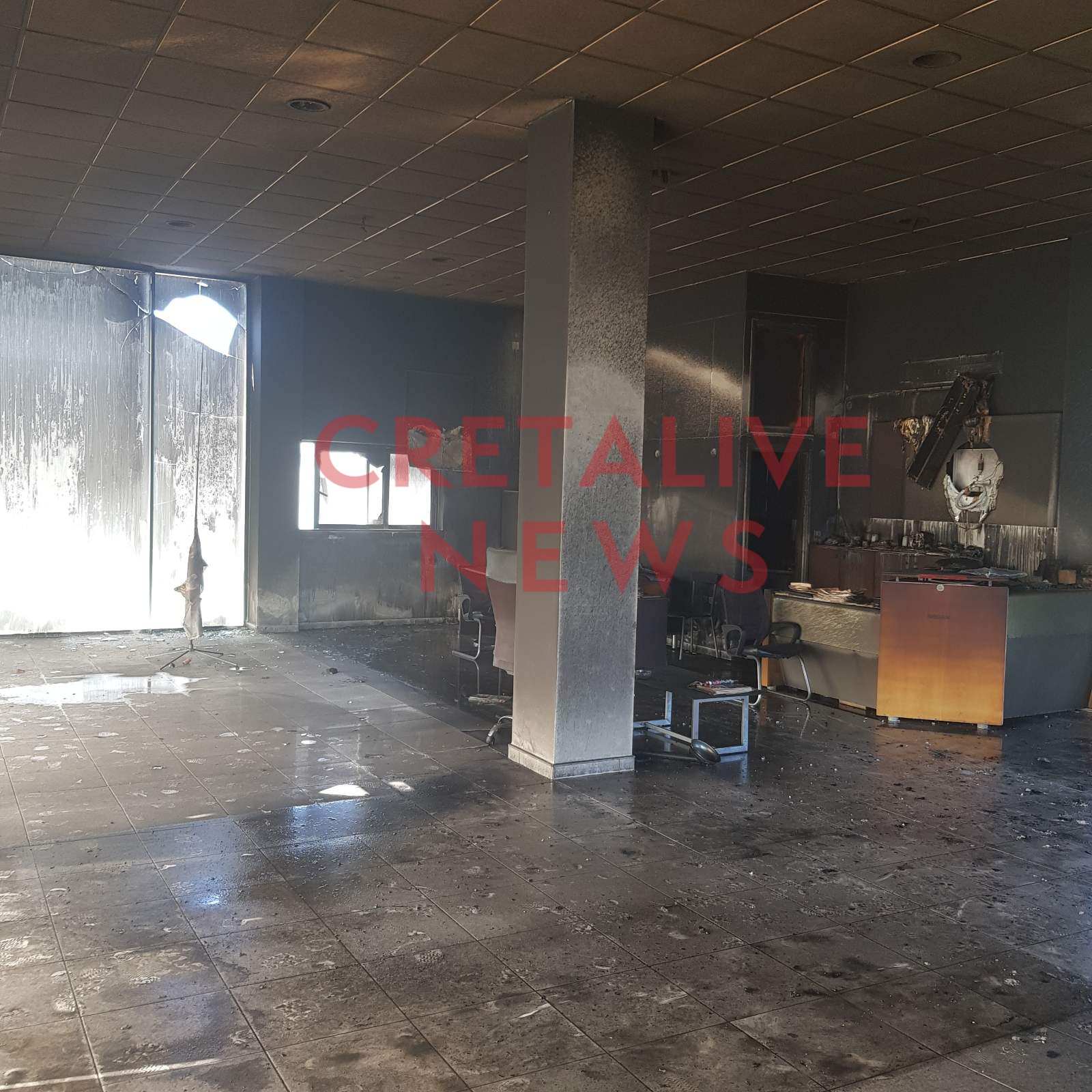 Elina Farsari Τυμπάκι: βίντεο δείχνει τον 57χρονο να αγοράζει βενζίνη λίγο πριν βρεθεί απανθρακωμένος