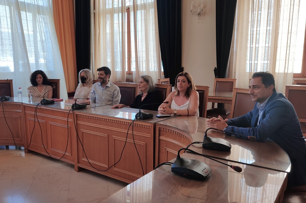 γιατρομανωλάκη