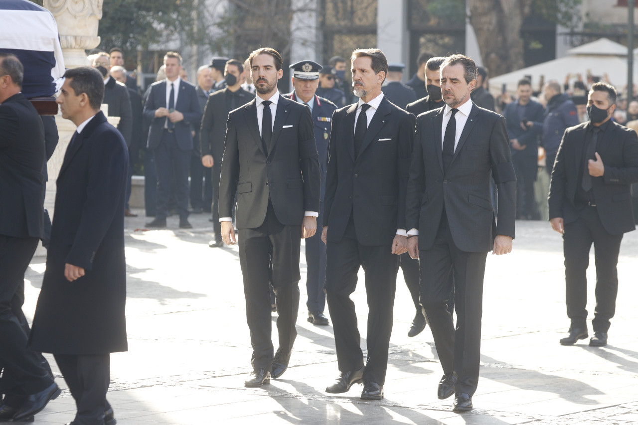 γιοι Κωνσταντίνου- κηδεία - ΓΙΩΡΓΟΣ ΚΟΝΤΑΡΙΝΗΣ/EUROKINISSI