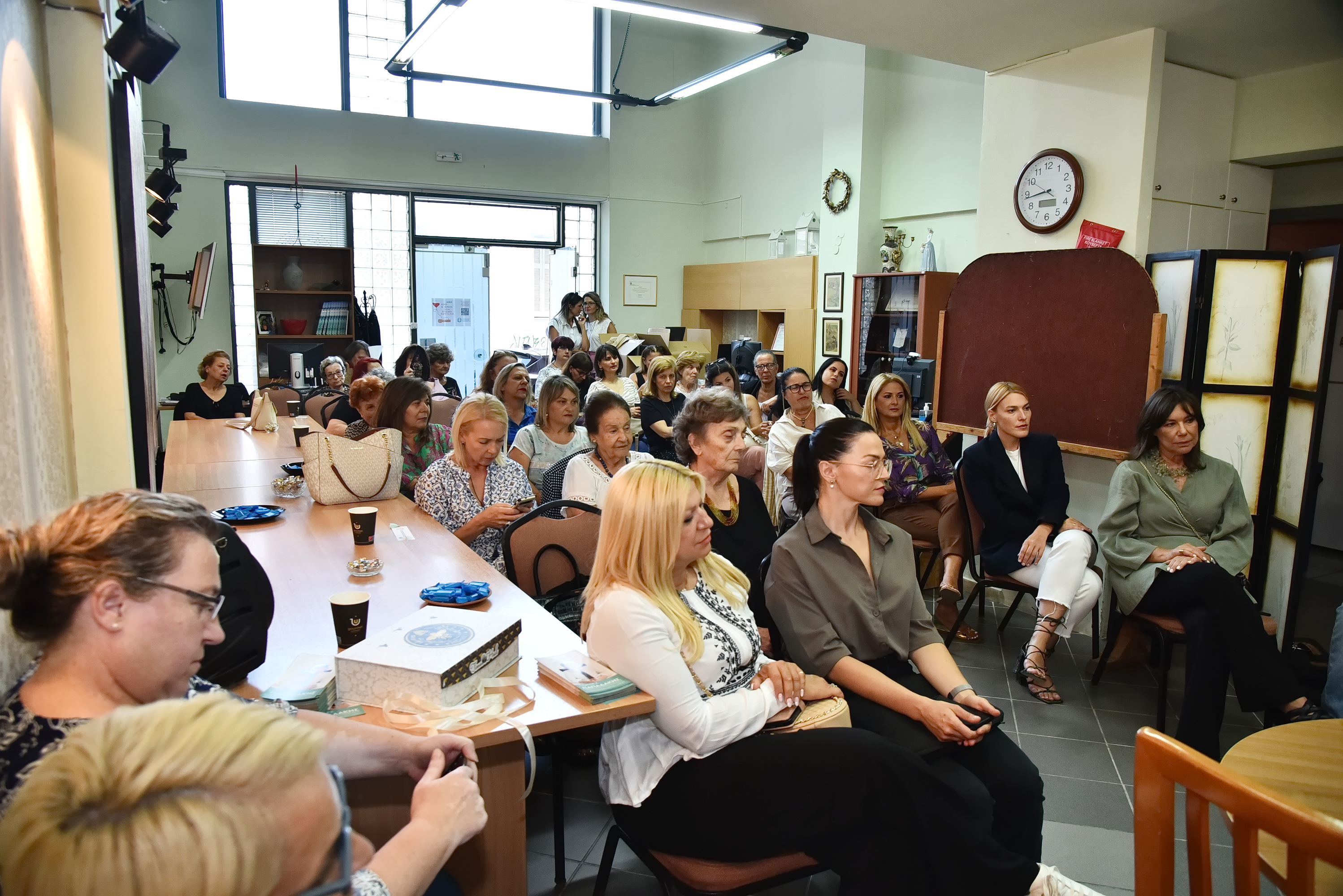 Γυναικεία σωματεία Καραμαλάκης