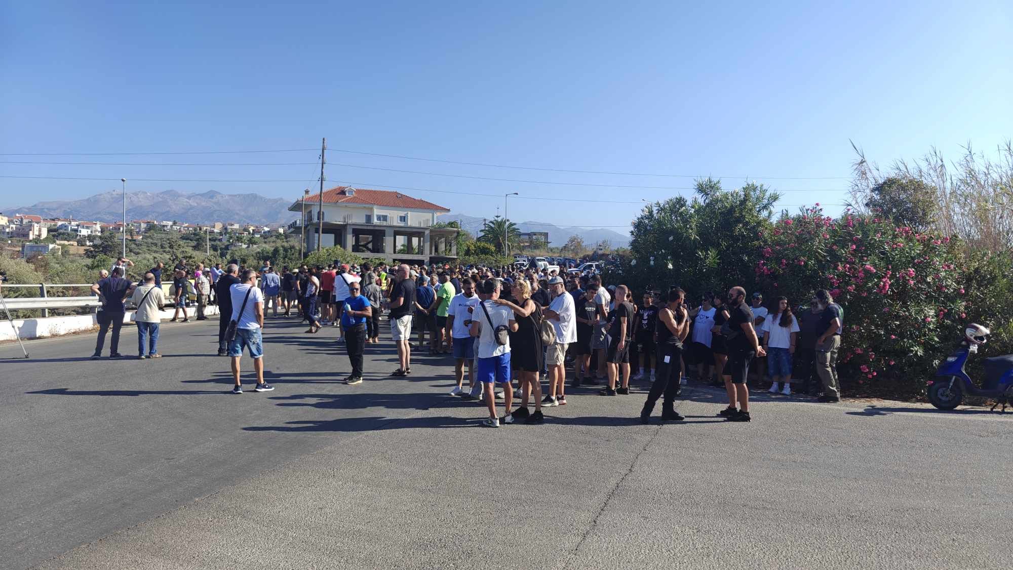 φωτογραφία από parakritika.gr