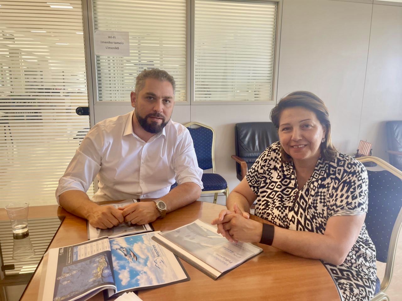 Ο Ν.Χαραλάμπους με την Πρόεδρο του Λιμενικού Ταμείου Ρεθύμνου, κα Ειρήνη Κουτσαλεδάκη