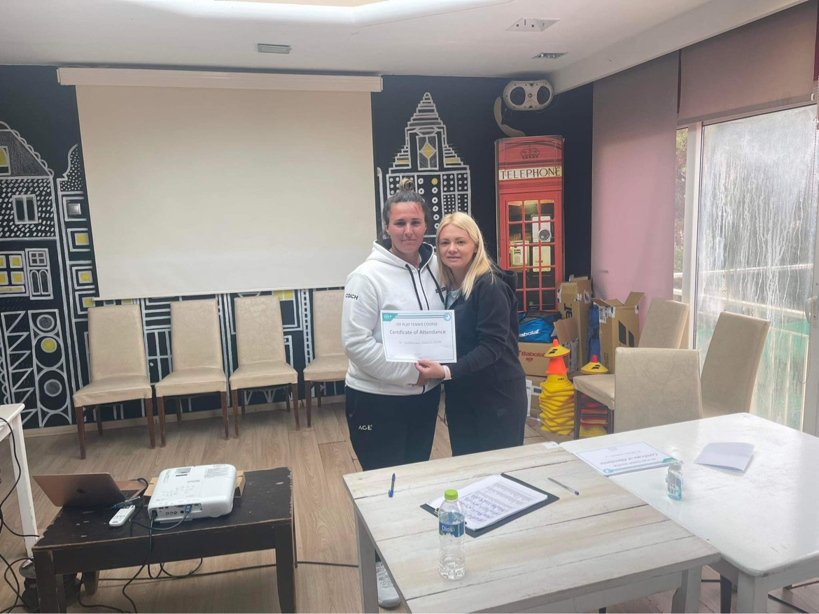 Πιστοποίηση από την ITF για τους προπονητές της Ace tennis academy 