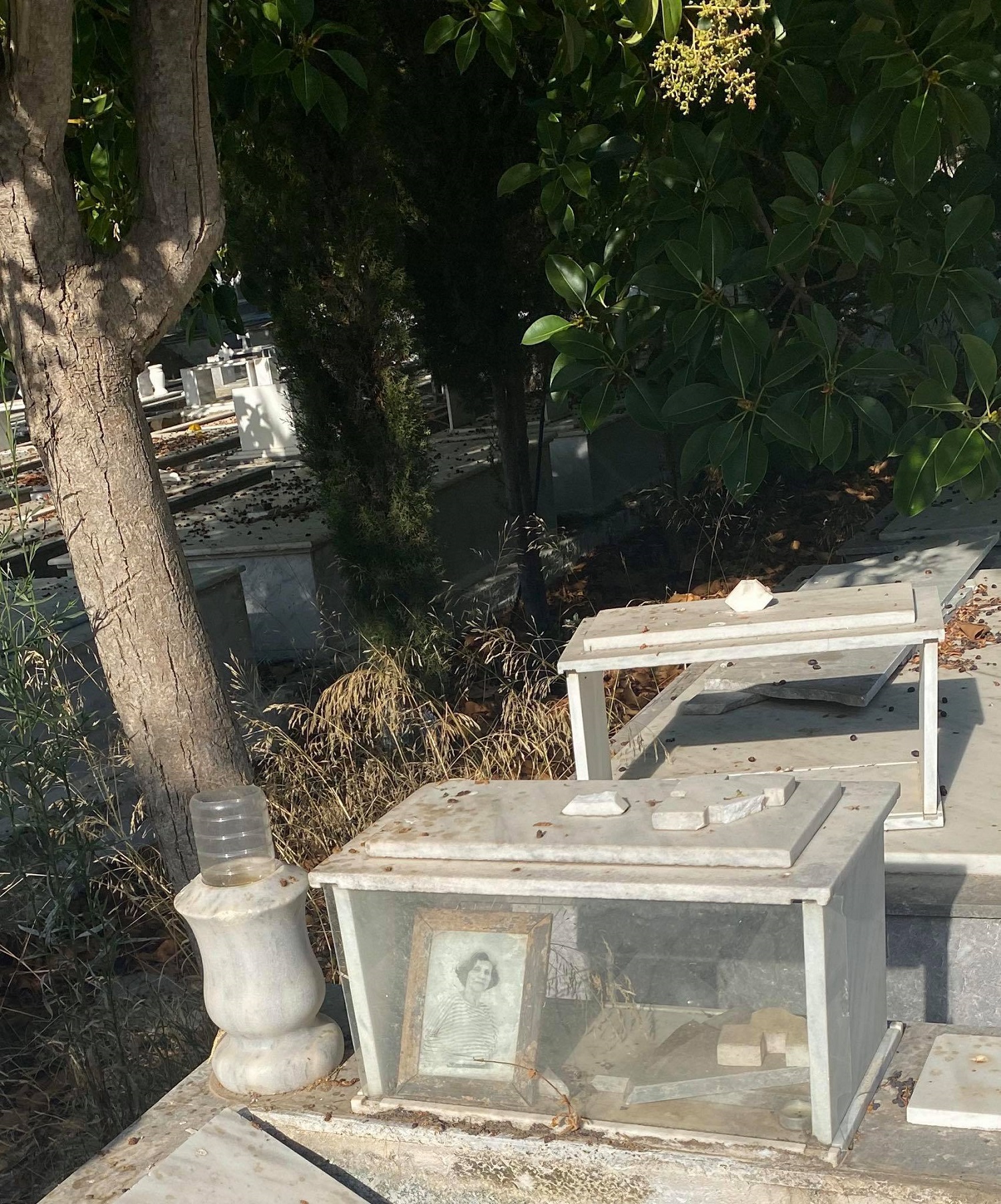 Ο Τάφος πριν