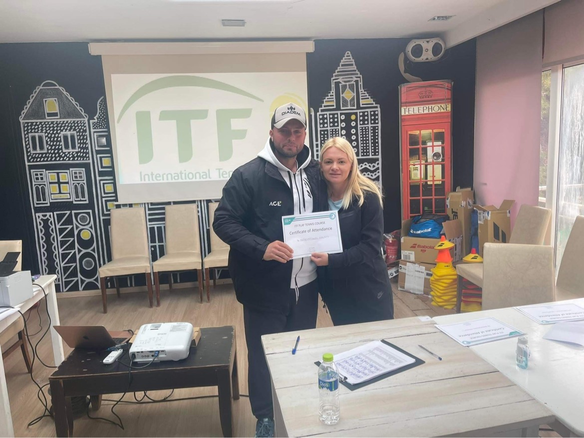 Πιστοποίηση από την ITF για τους προπονητές της Ace tennis academy 