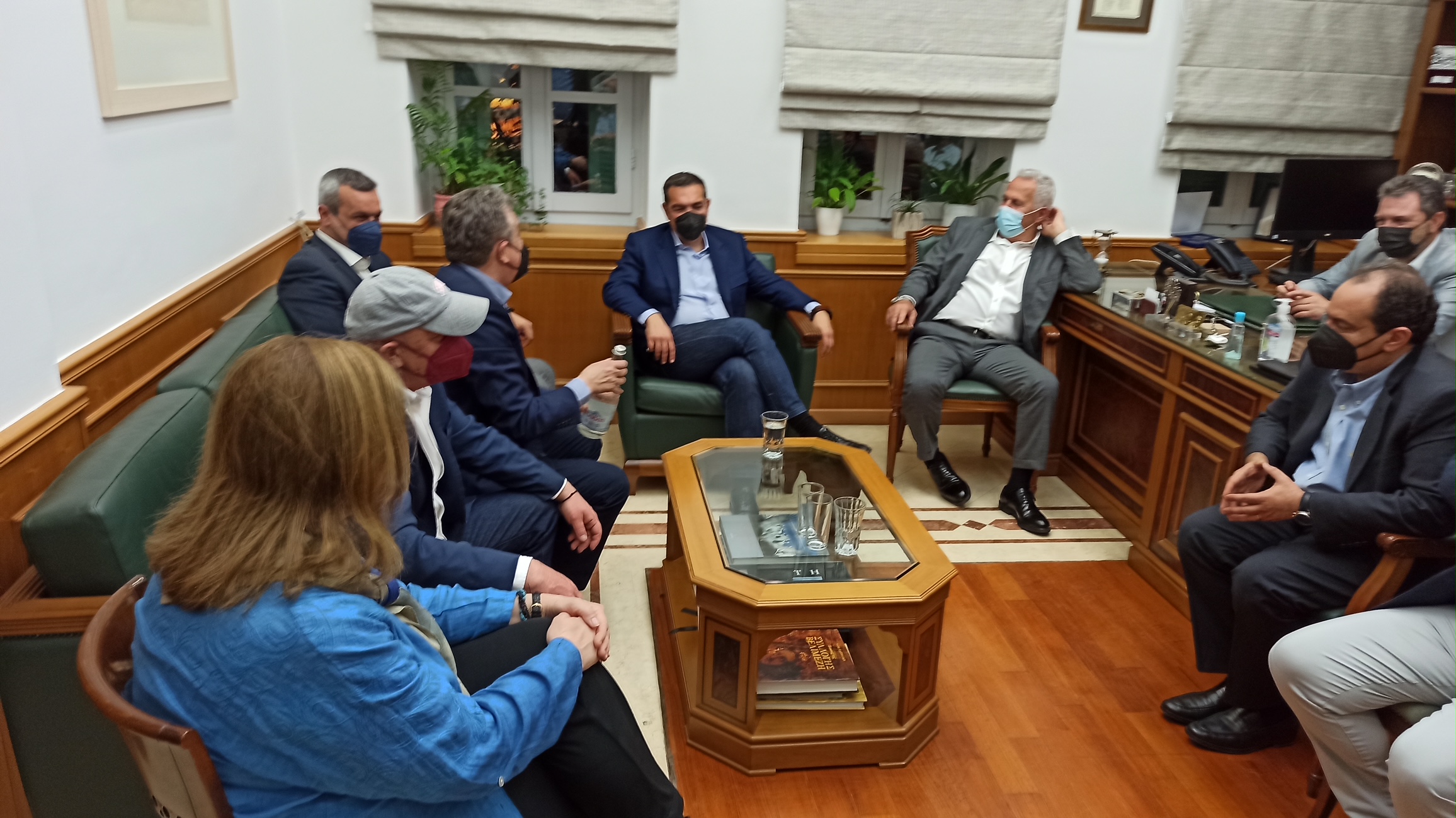 Τσίπρας Αρναουτάκης