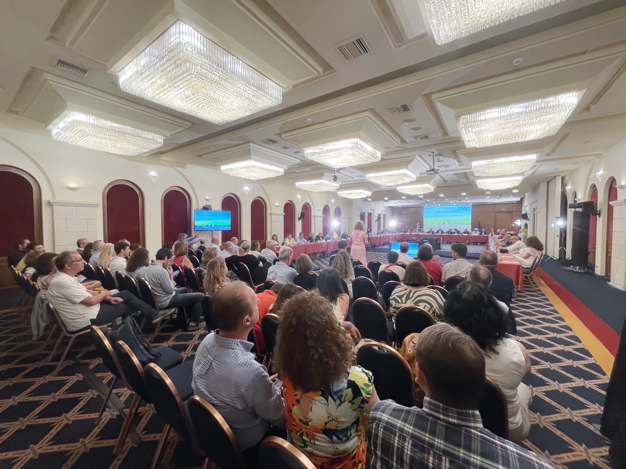 Αρναοτάξης