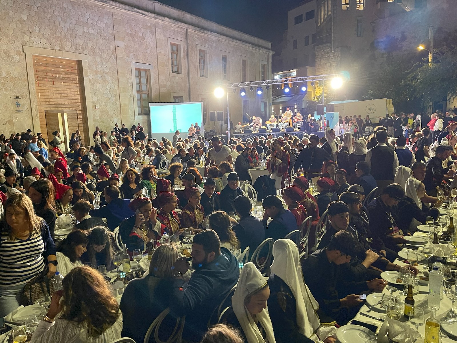 Υπερ στρατα Χανιά