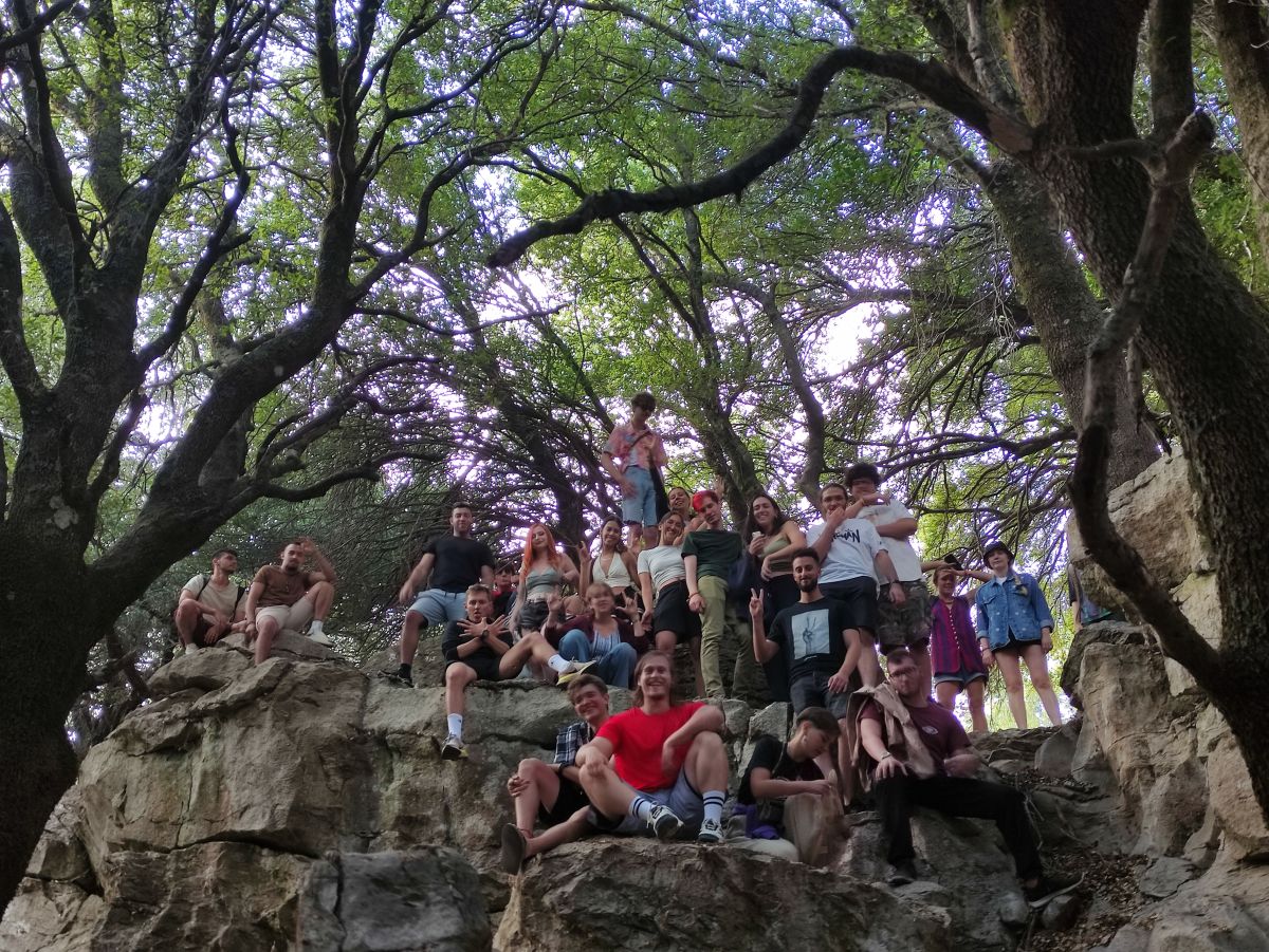 kampaneio foitites 4