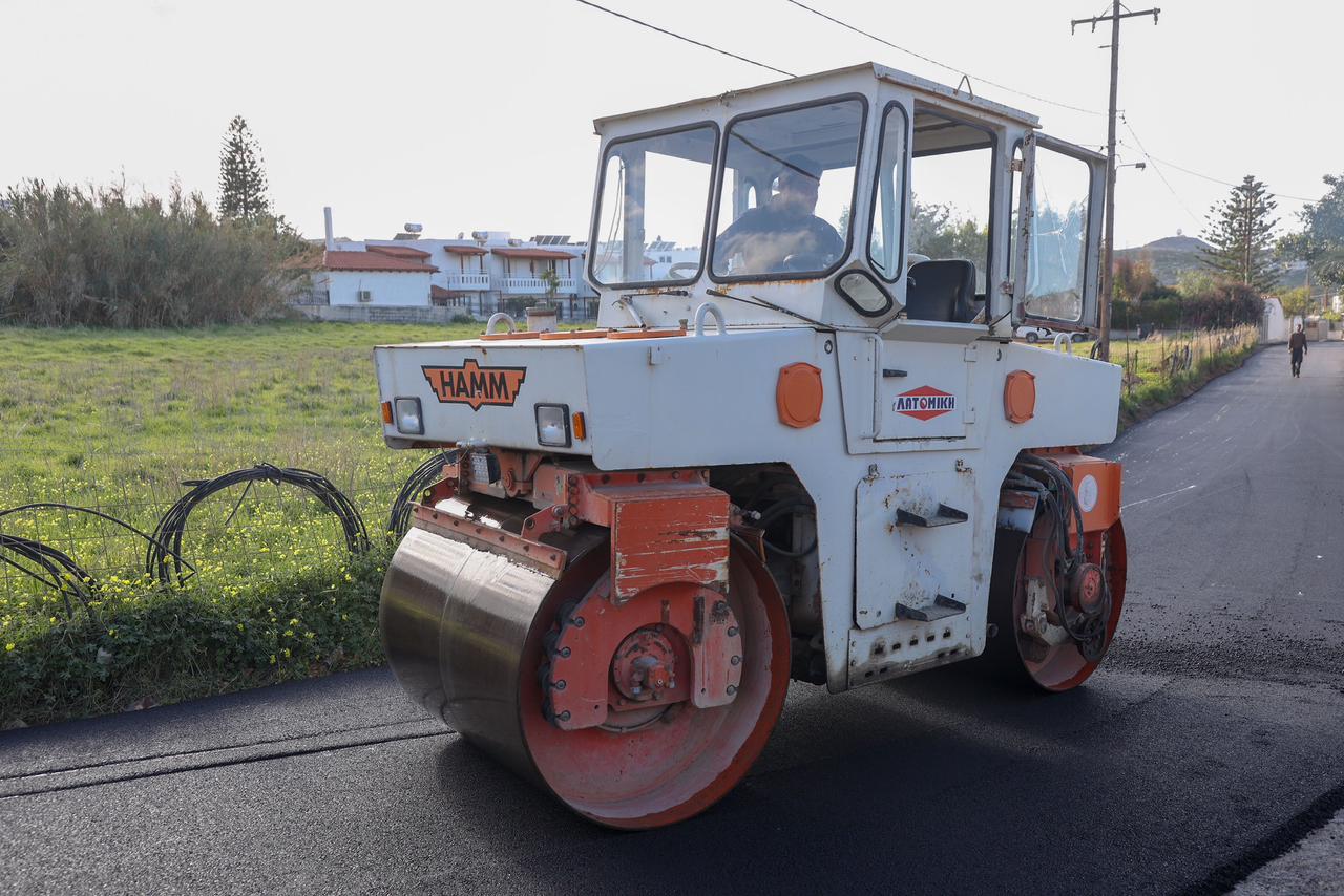 Karteros Center έργα