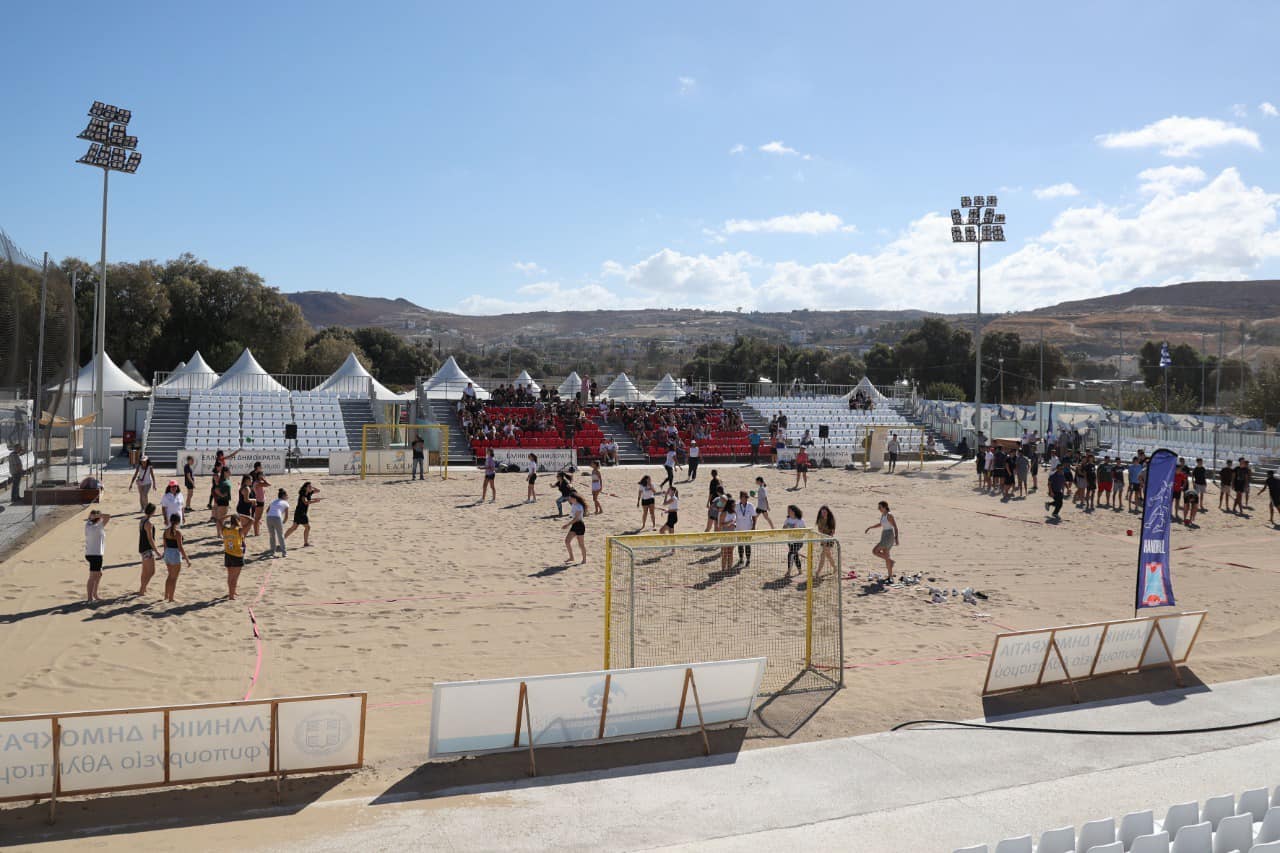 Καρτερός σχολεία