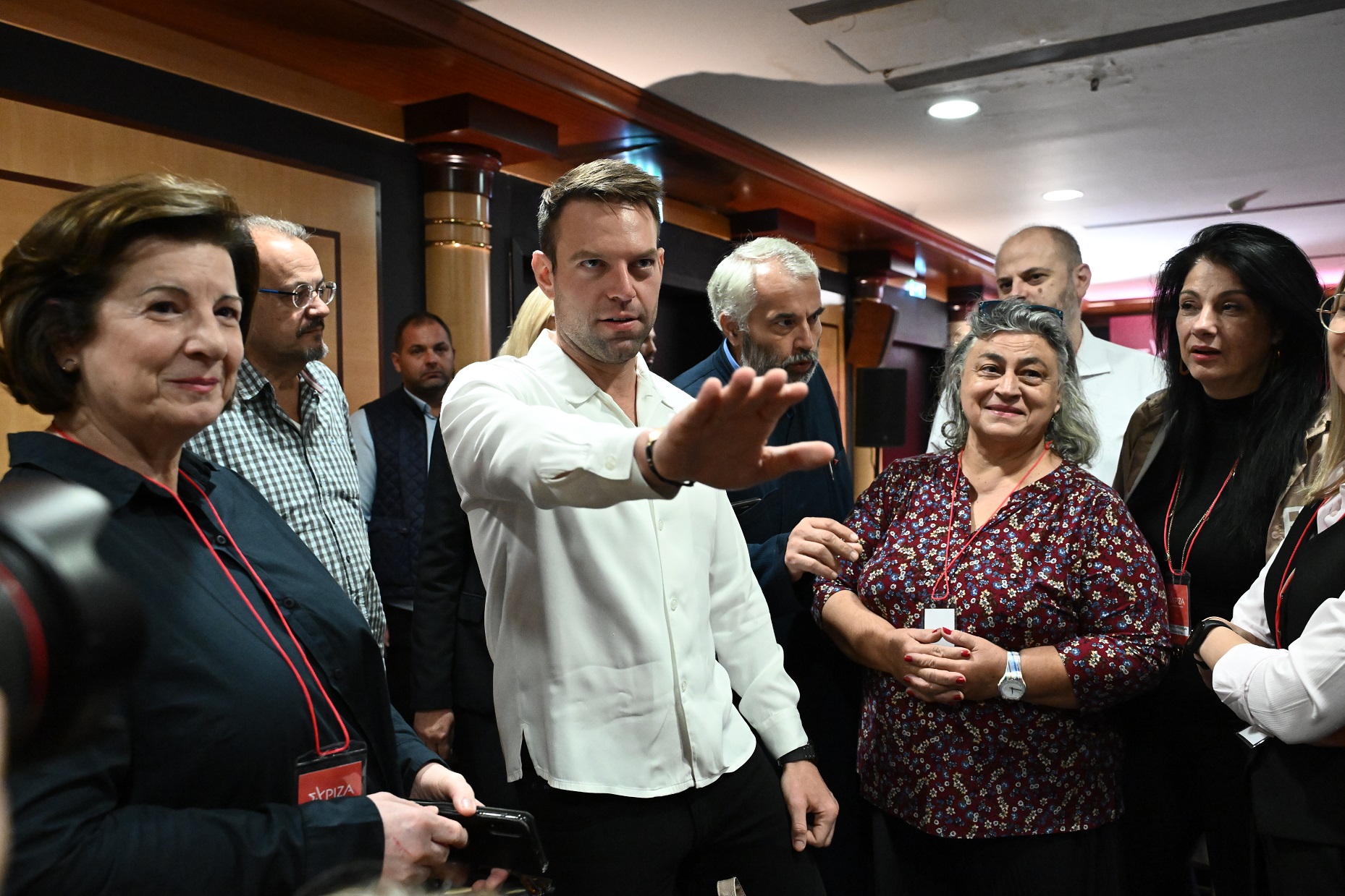 Κασσελάκης ΣΥΡΙΖΑ Κεντρική Επιτροπή Ομπρέλα Τσακαλώτος Πέρκα Ξανθός