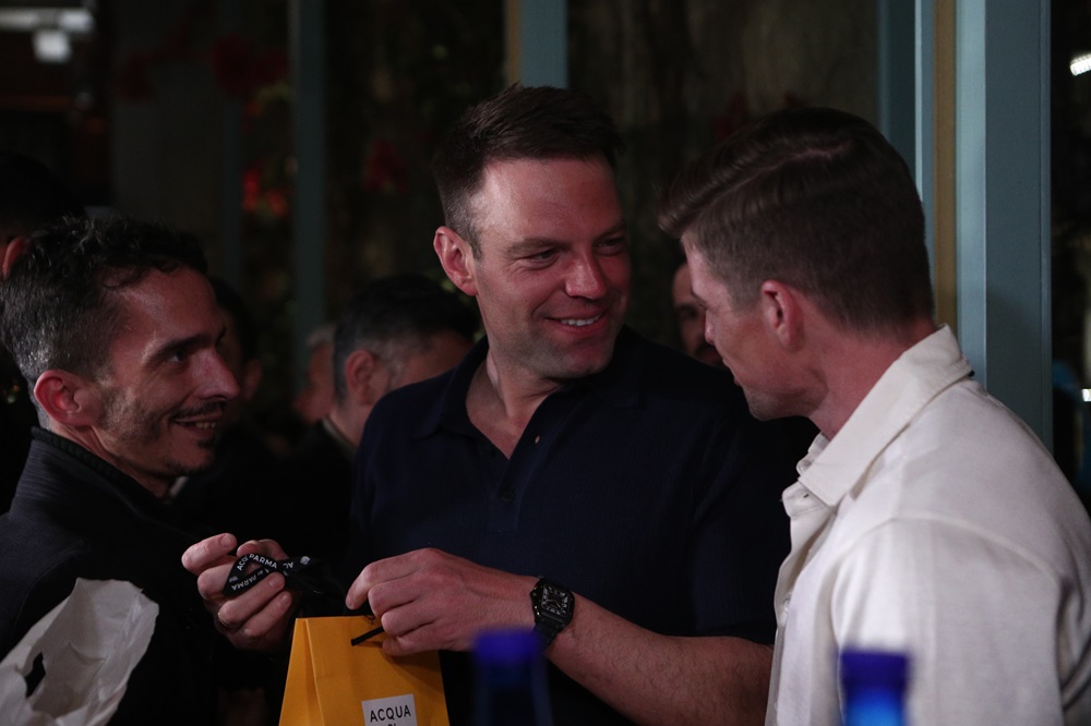 Κασσελάκης πάρτι