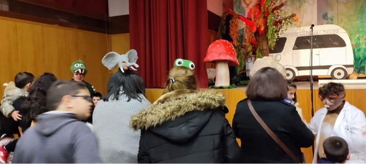 Περιφέρεια Κρήτης θεατρική παράσταση