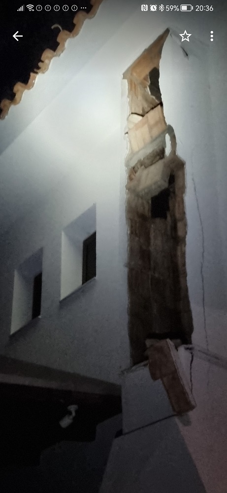 Κεραυνός έπεσε σε σπίτι στη Σύλλαμο