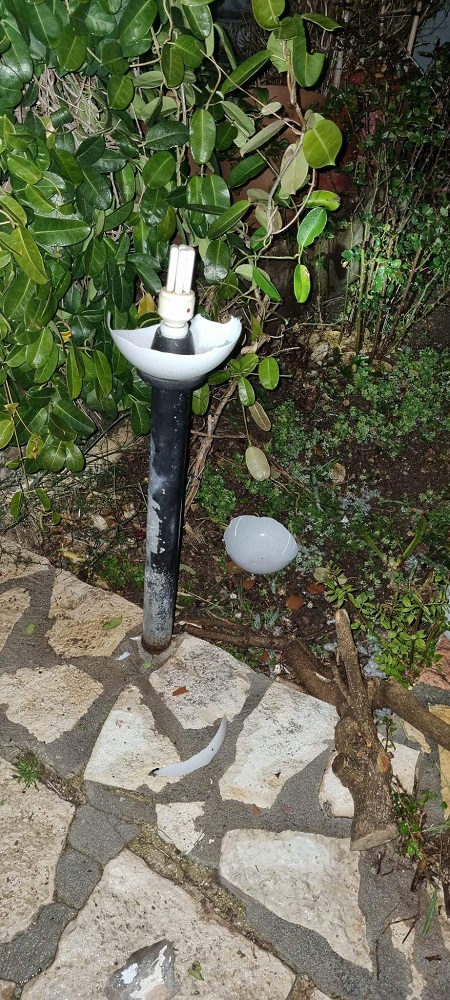 Κεραυνός έπεσε σε σπίτι στη Σύλλαμο