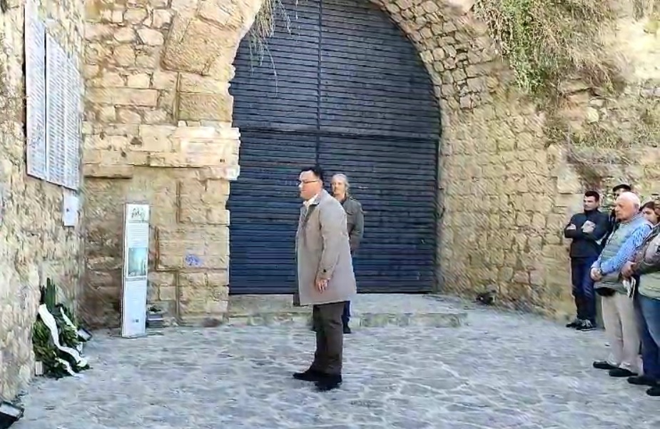 ΚΚΕ στοά Μακάσι