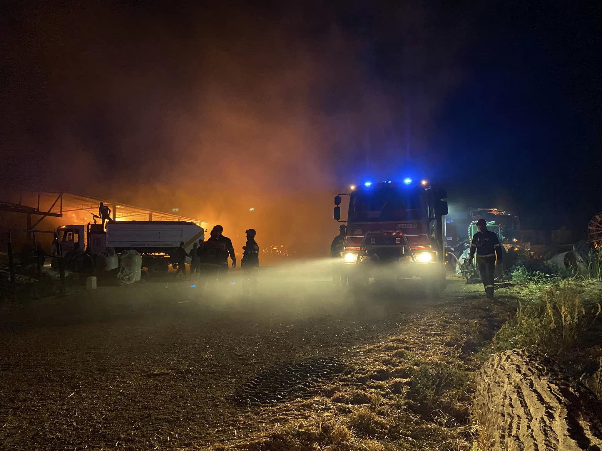 kritikoi pyrosvestes 6