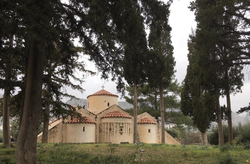 Κριτσά πεζοπορία