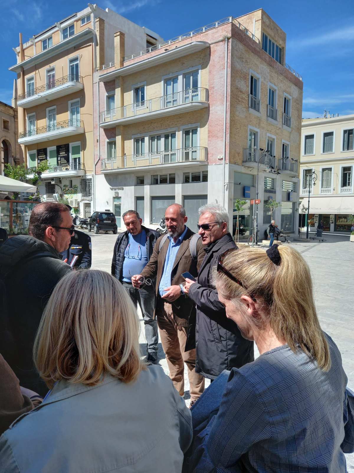 Λαμπαδηδρομία σύσκεψη