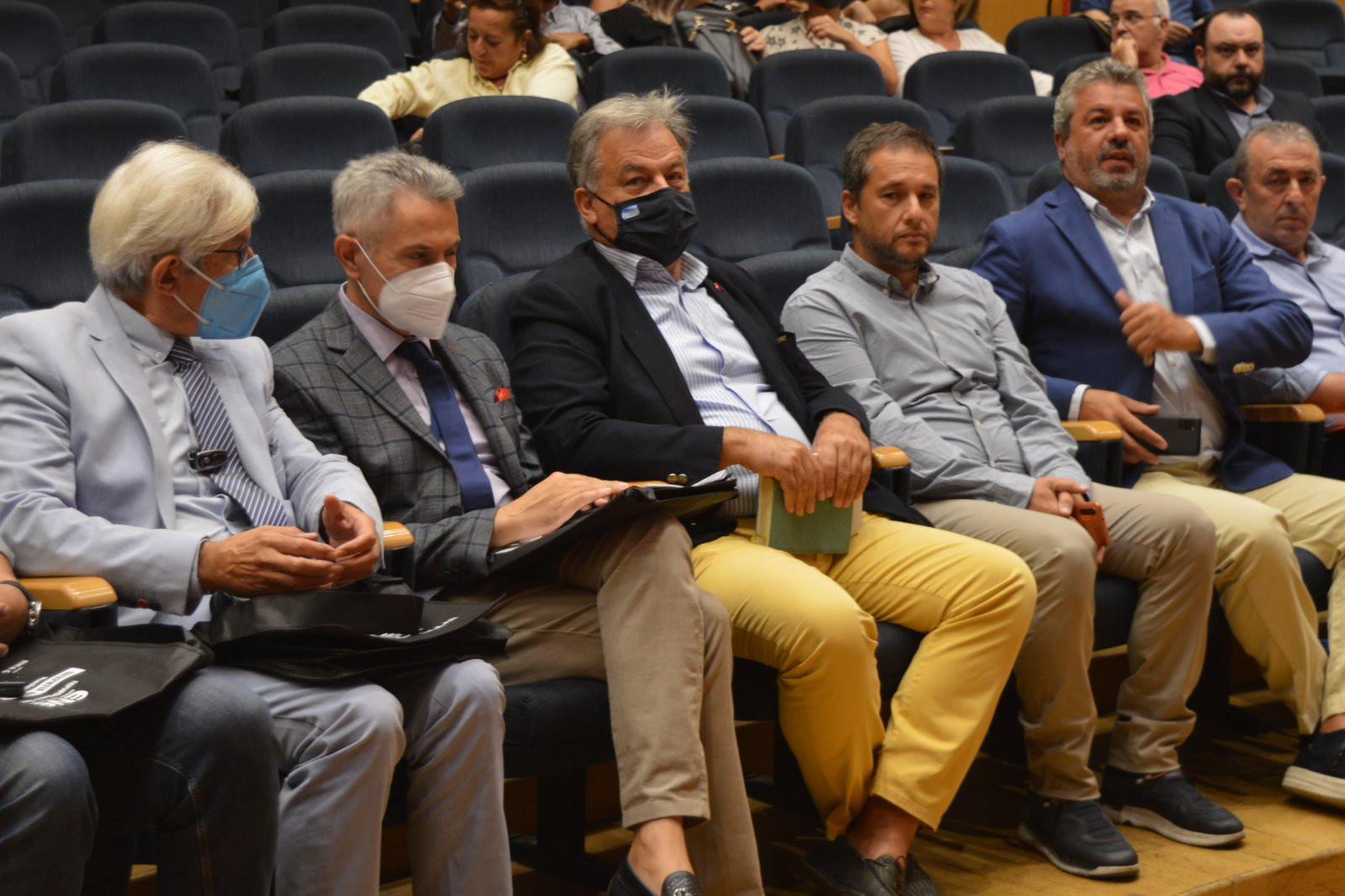 Γιώργος Λογιάδης