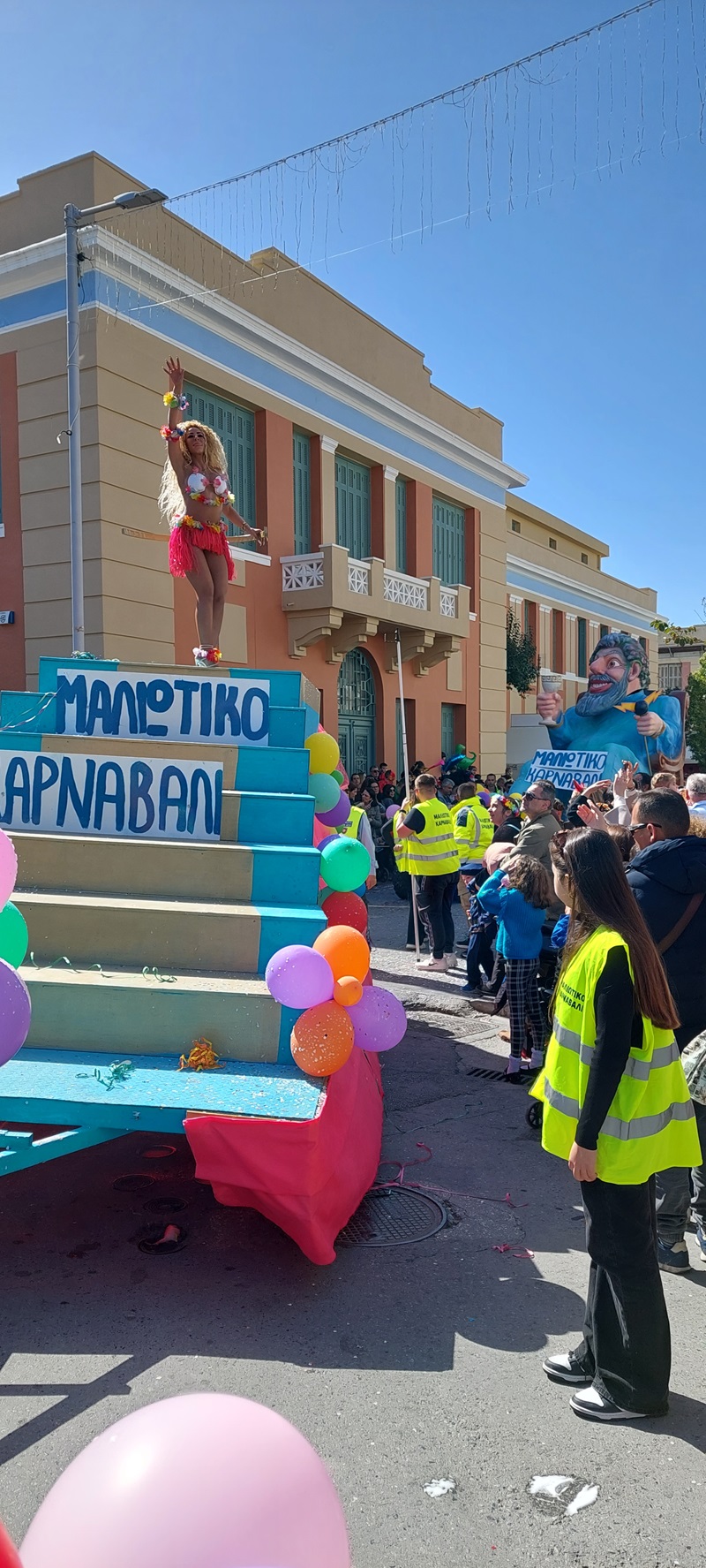 Το Μαλιώτικο Καρναβάλι έβαλε φωτιά στο Καστρινό!