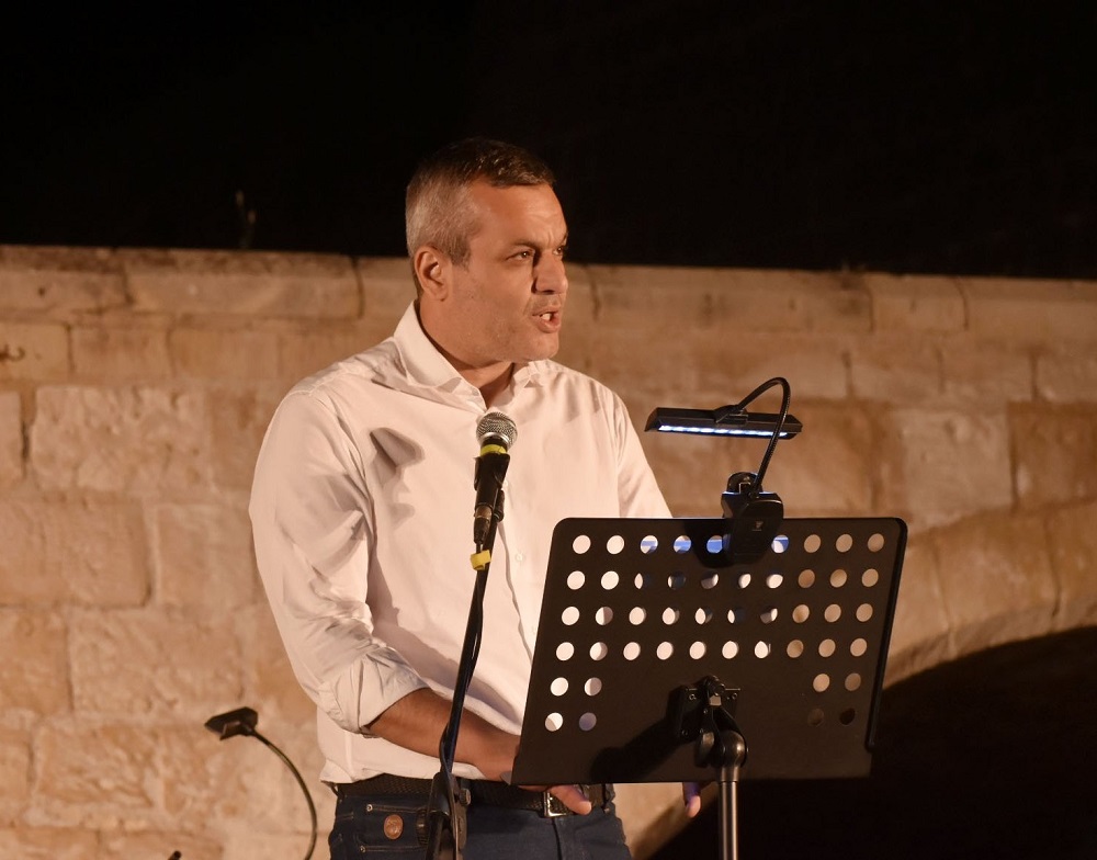 Χάρης Μαμουλάκης παρουσίαση