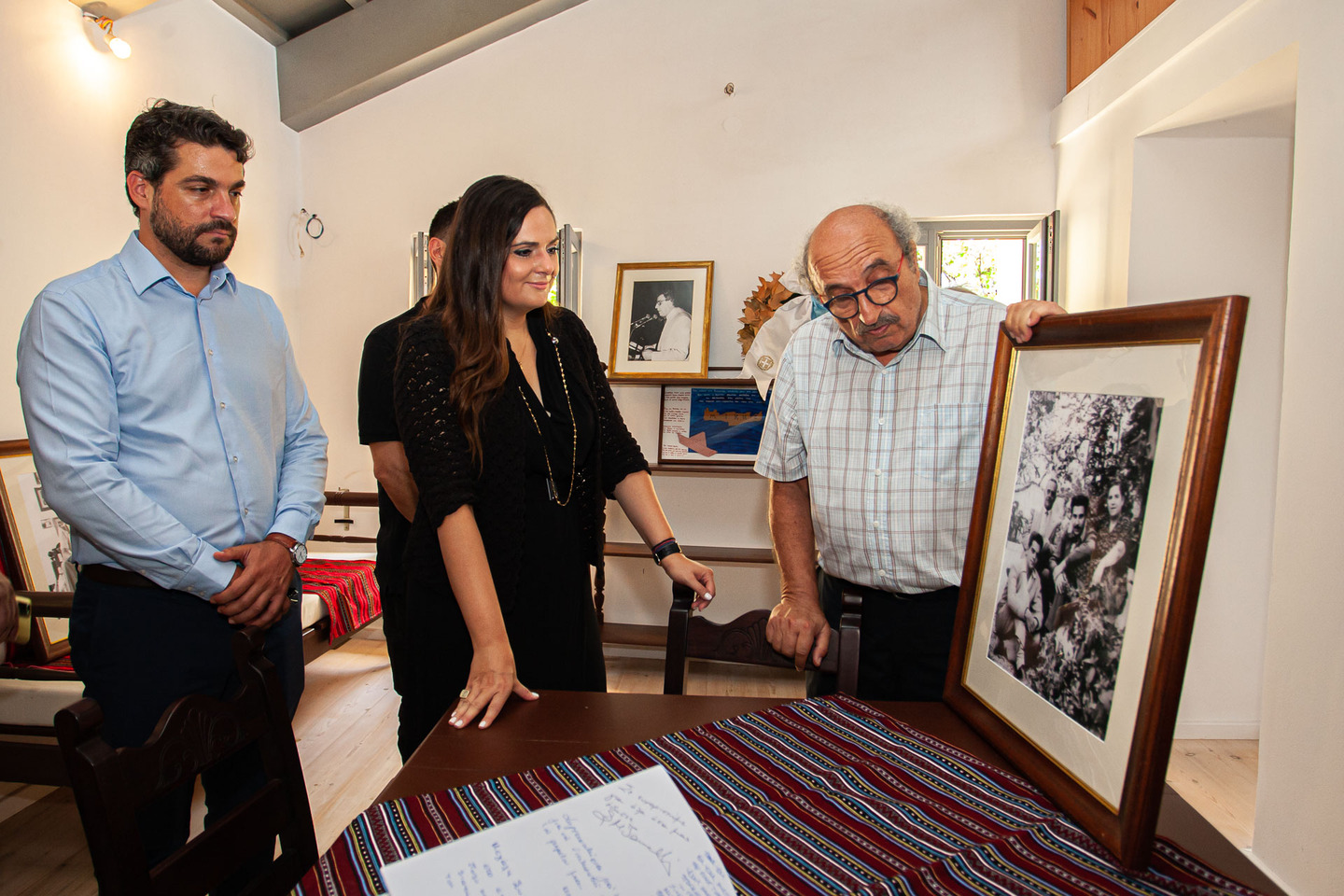 Μίκης Θεοδωράκης