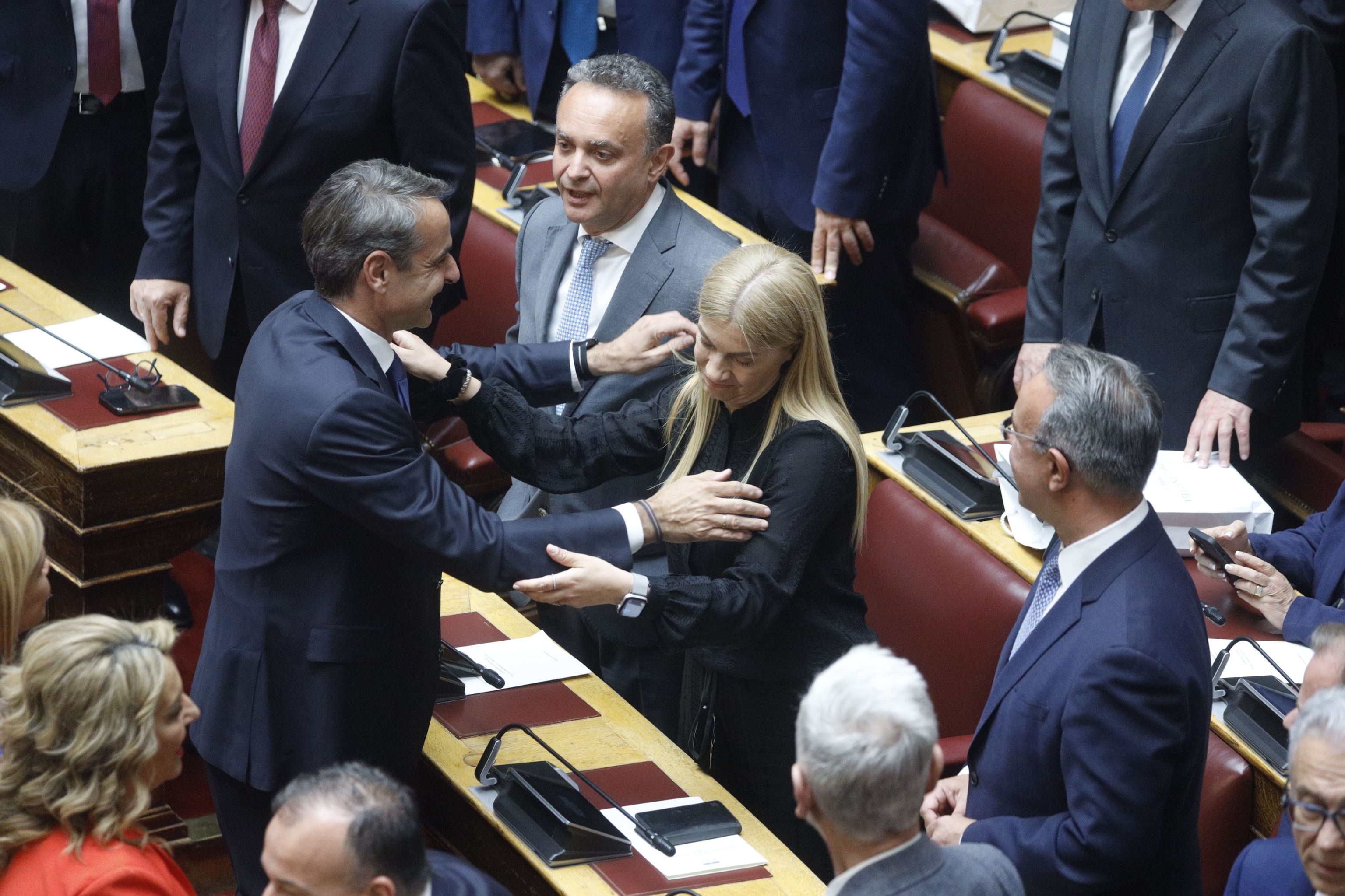 Ορκωμοσία βουλή 28 